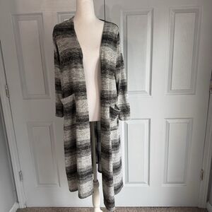 Lularoe Size S Sarah Duster‎ | Boho Cozy Cocoon Coat | Patch Pockets Grey Stripe
